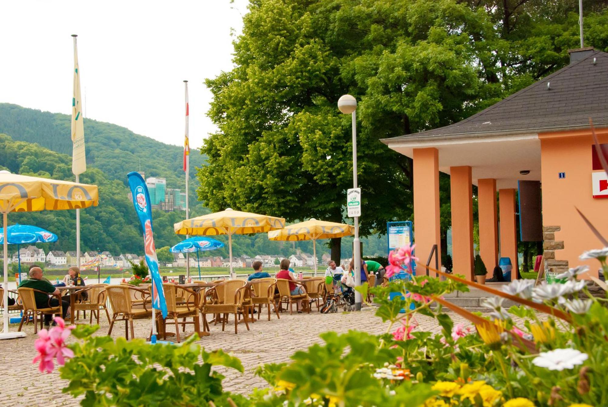 Neubert'S Gasthaus Am Rhein Lahnstein Exterior foto